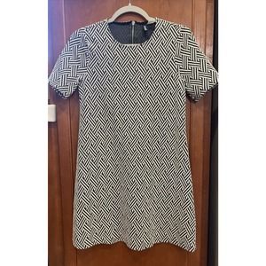 H&M Divided Short Sleeve Round Neck Zip Knit Dress Black & White Women's 6